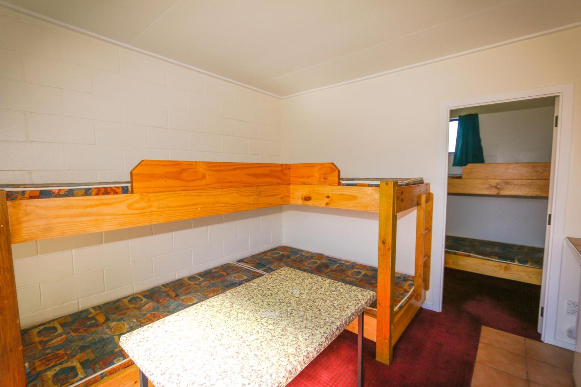New Plymouth Top 10 Holiday Park Номер фото