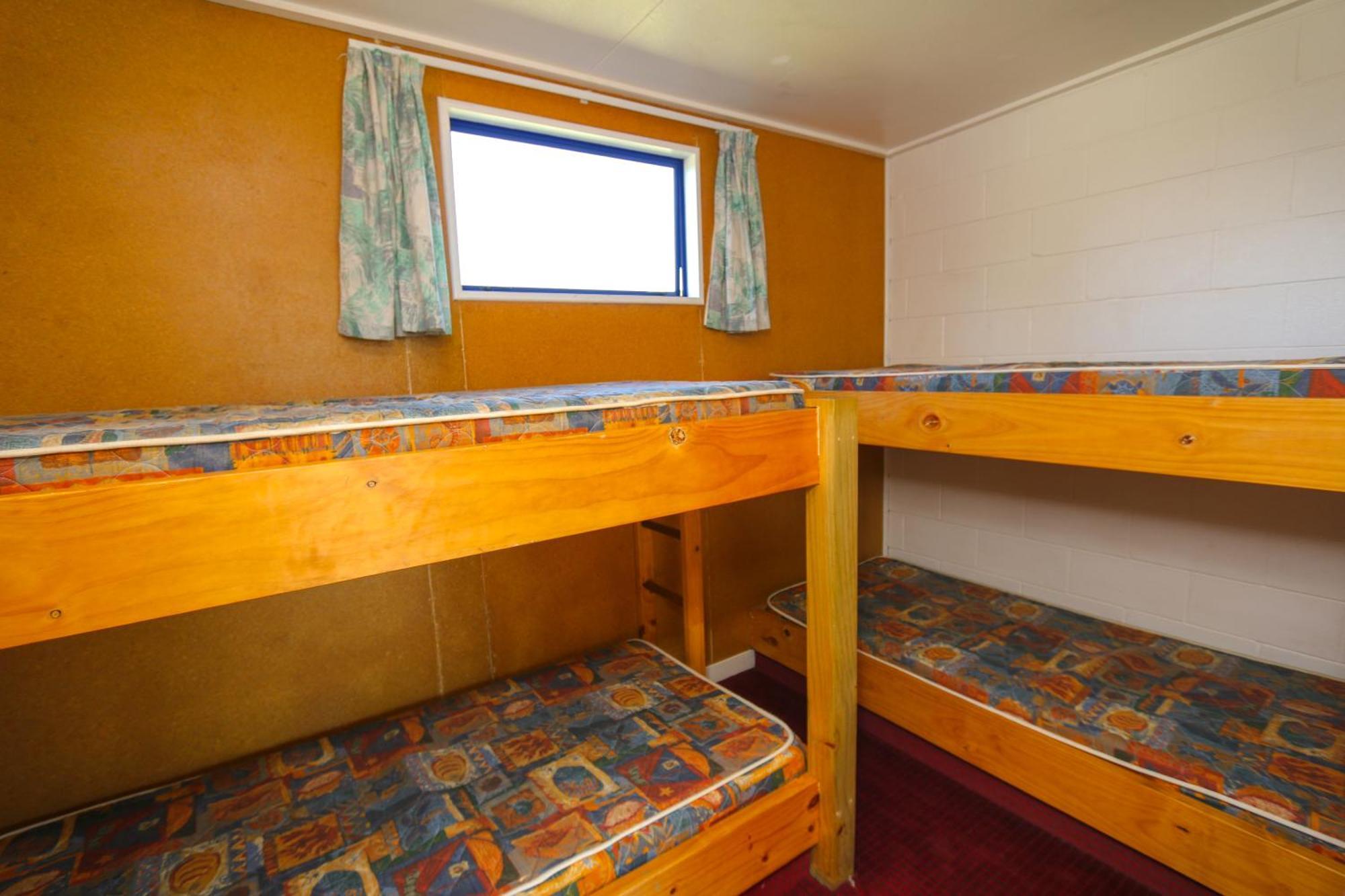 New Plymouth Top 10 Holiday Park Номер фото