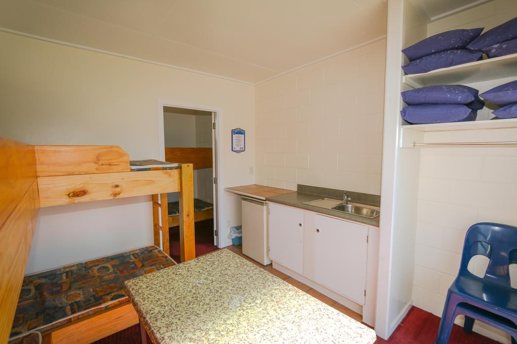 New Plymouth Top 10 Holiday Park Номер фото