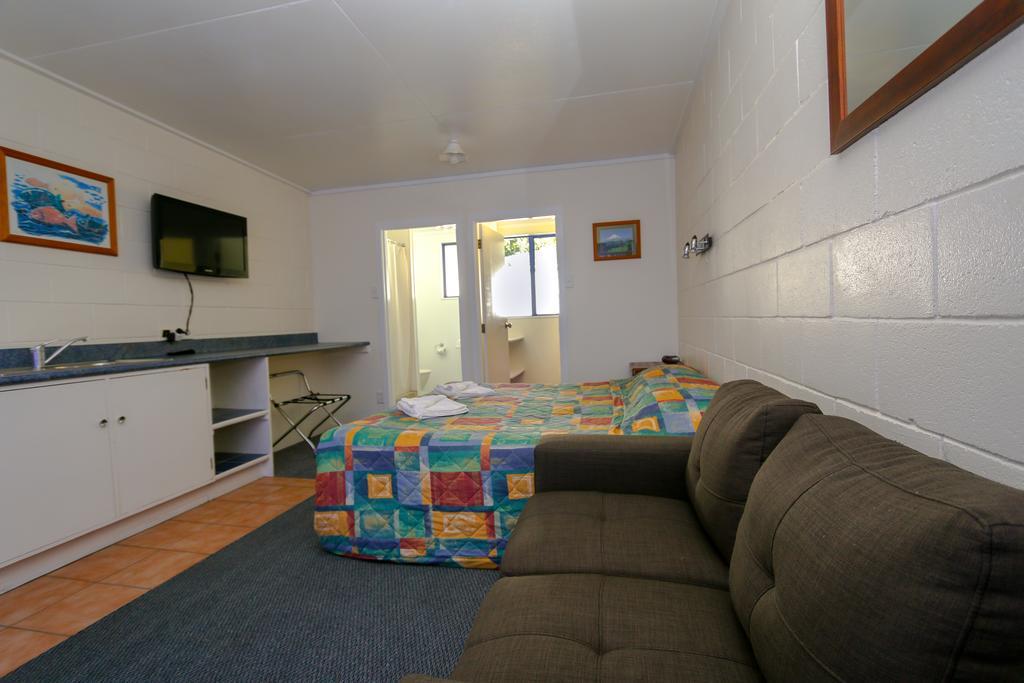 New Plymouth Top 10 Holiday Park Номер фото