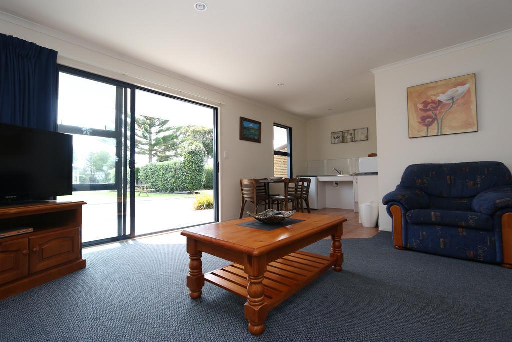 New Plymouth Top 10 Holiday Park Номер фото